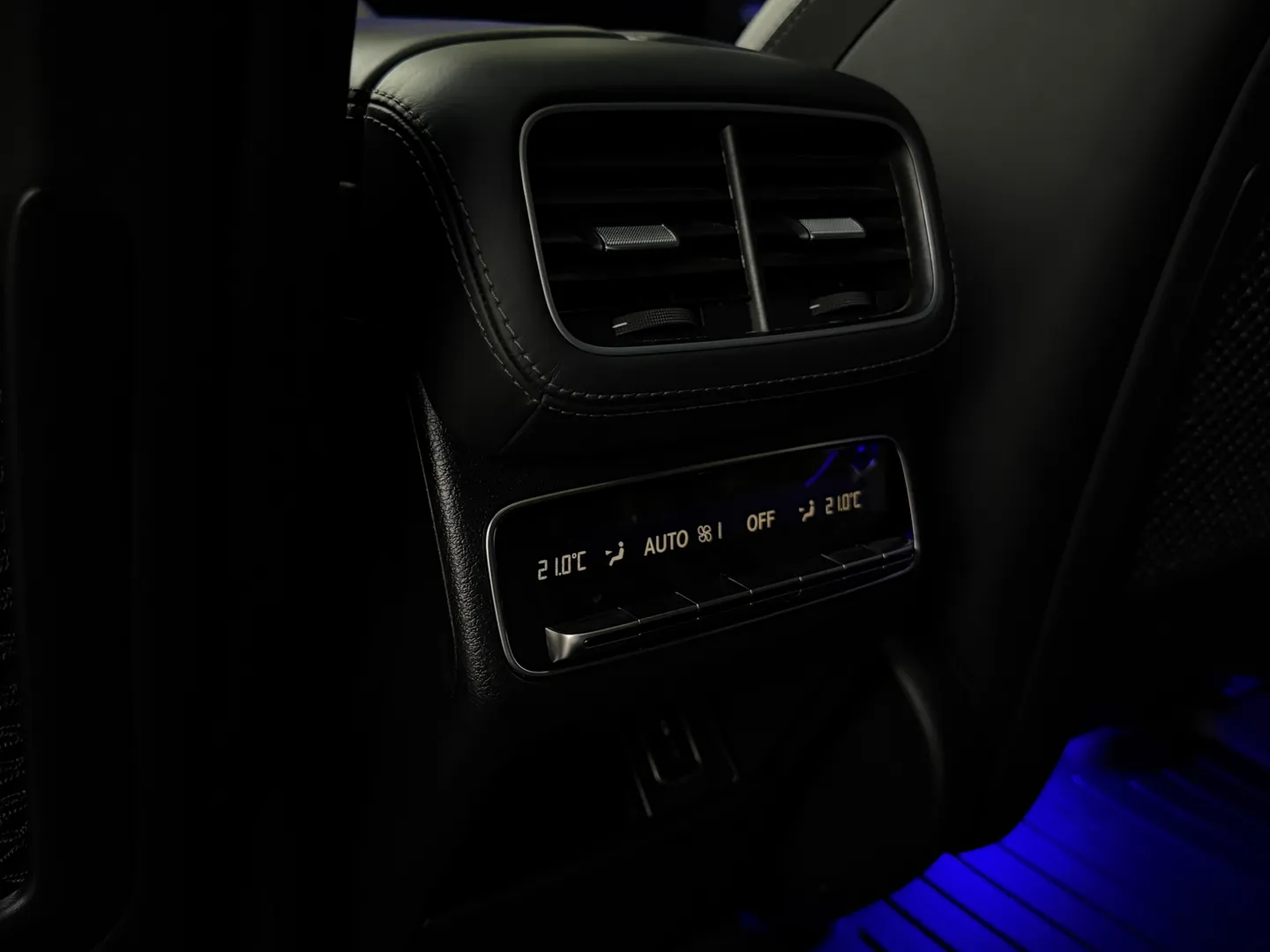 Mercedes Benz GLE 63 S AMG  — photo 104