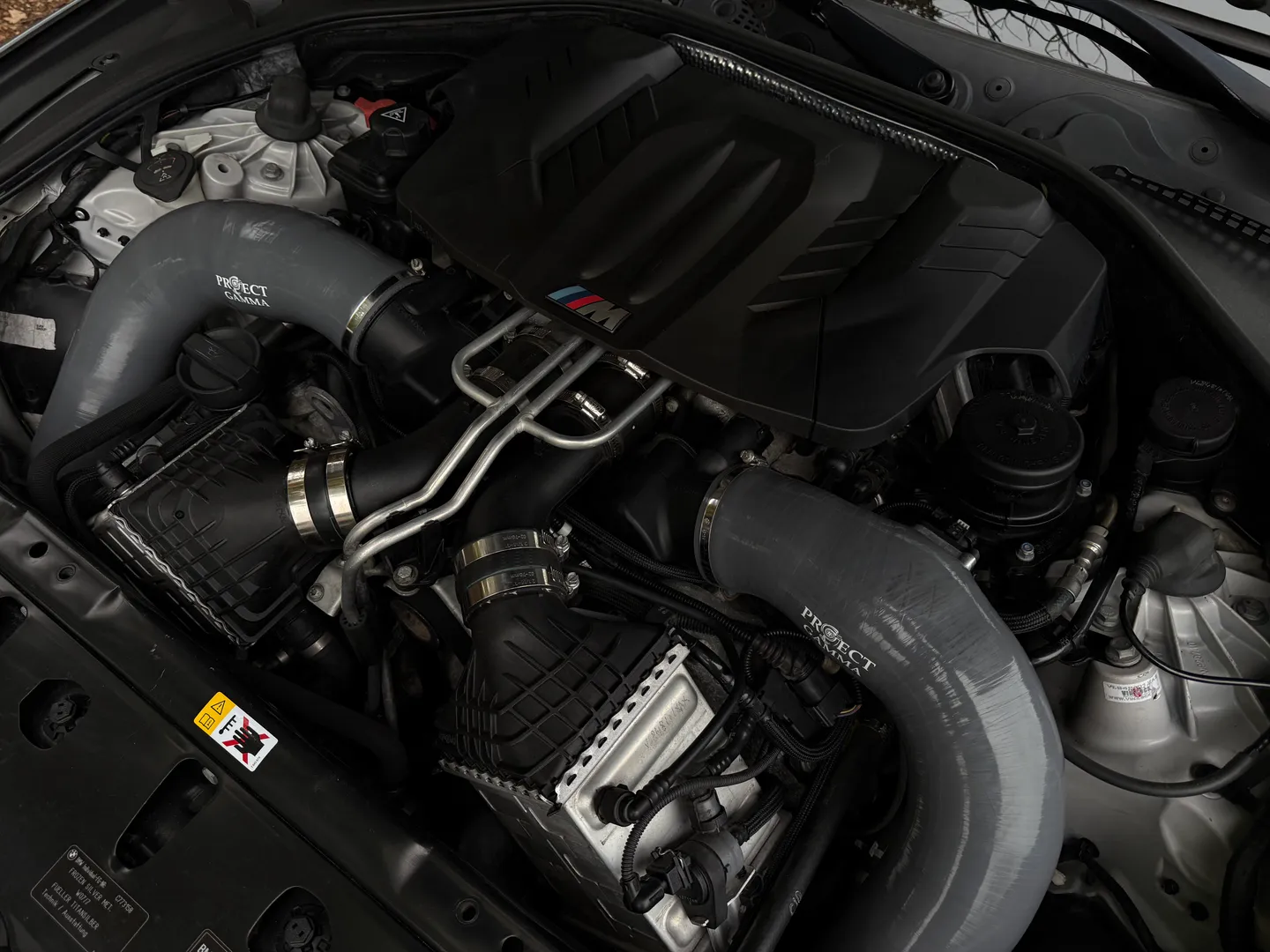 BMW M5 6 Speed Manual Individual Frozen Silver Metallic Paint — photo 35