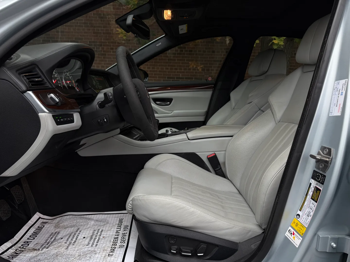 BMW M5 6 Speed Manual Individual Frozen Silver Metallic Paint — photo 38