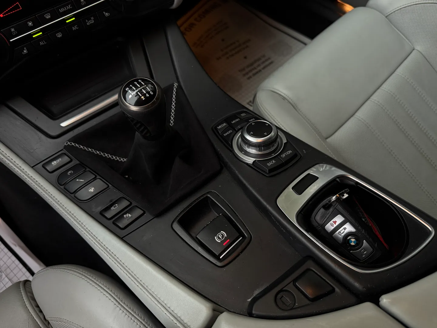 BMW M5 6 Speed Manual Individual Frozen Silver Metallic Paint — photo 47