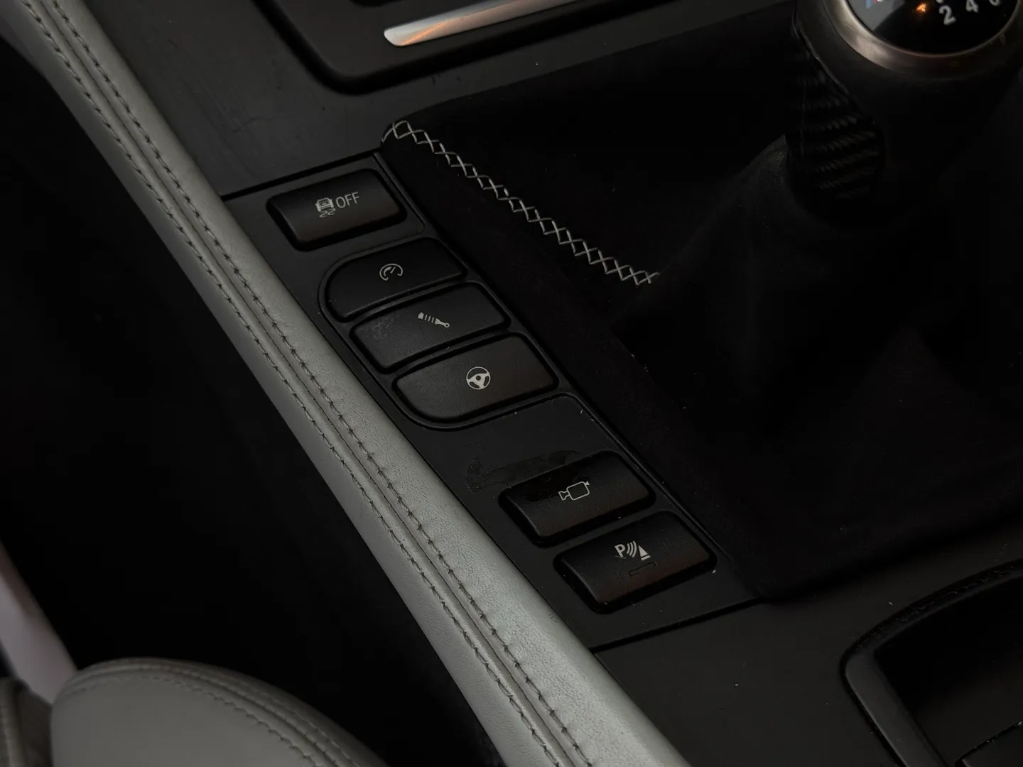 BMW M5 6 Speed Manual Individual Frozen Silver Metallic Paint — photo 49