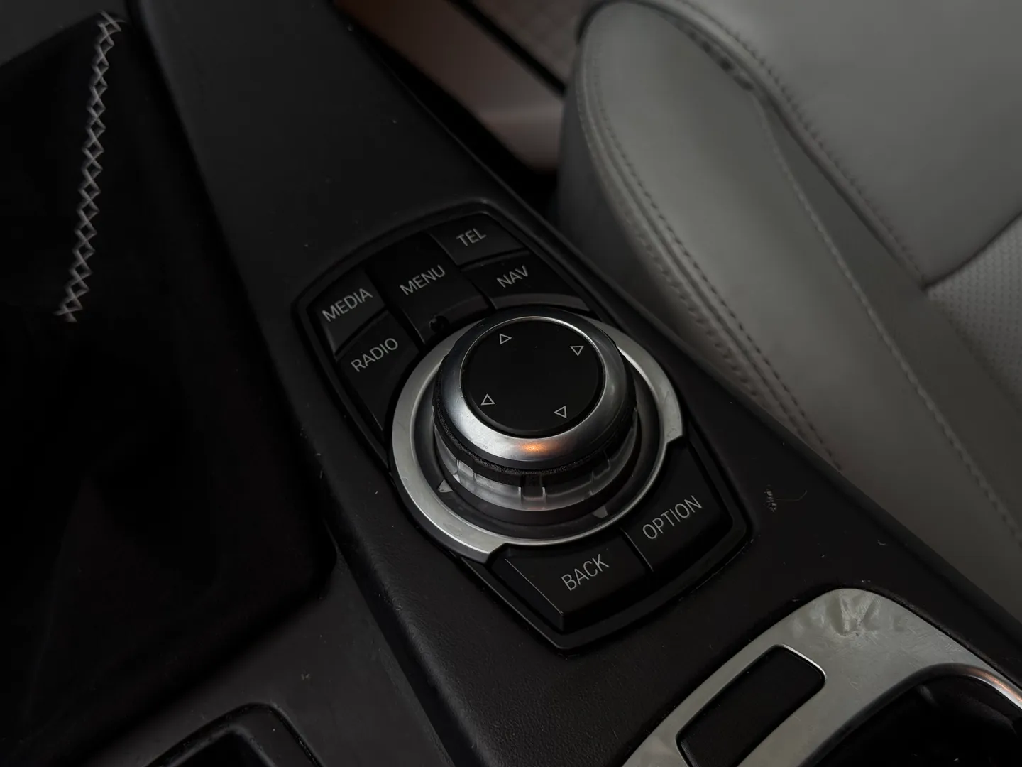 BMW M5 6 Speed Manual Individual Frozen Silver Metallic Paint — photo 50
