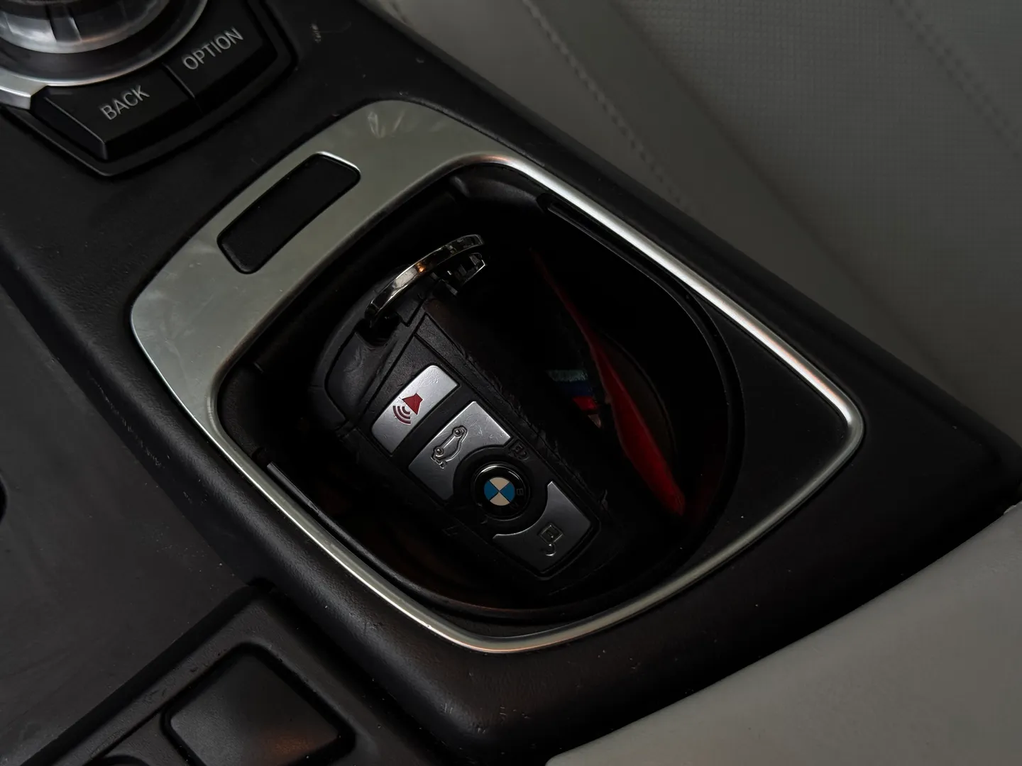 BMW M5 6 Speed Manual Individual Frozen Silver Metallic Paint — photo 51