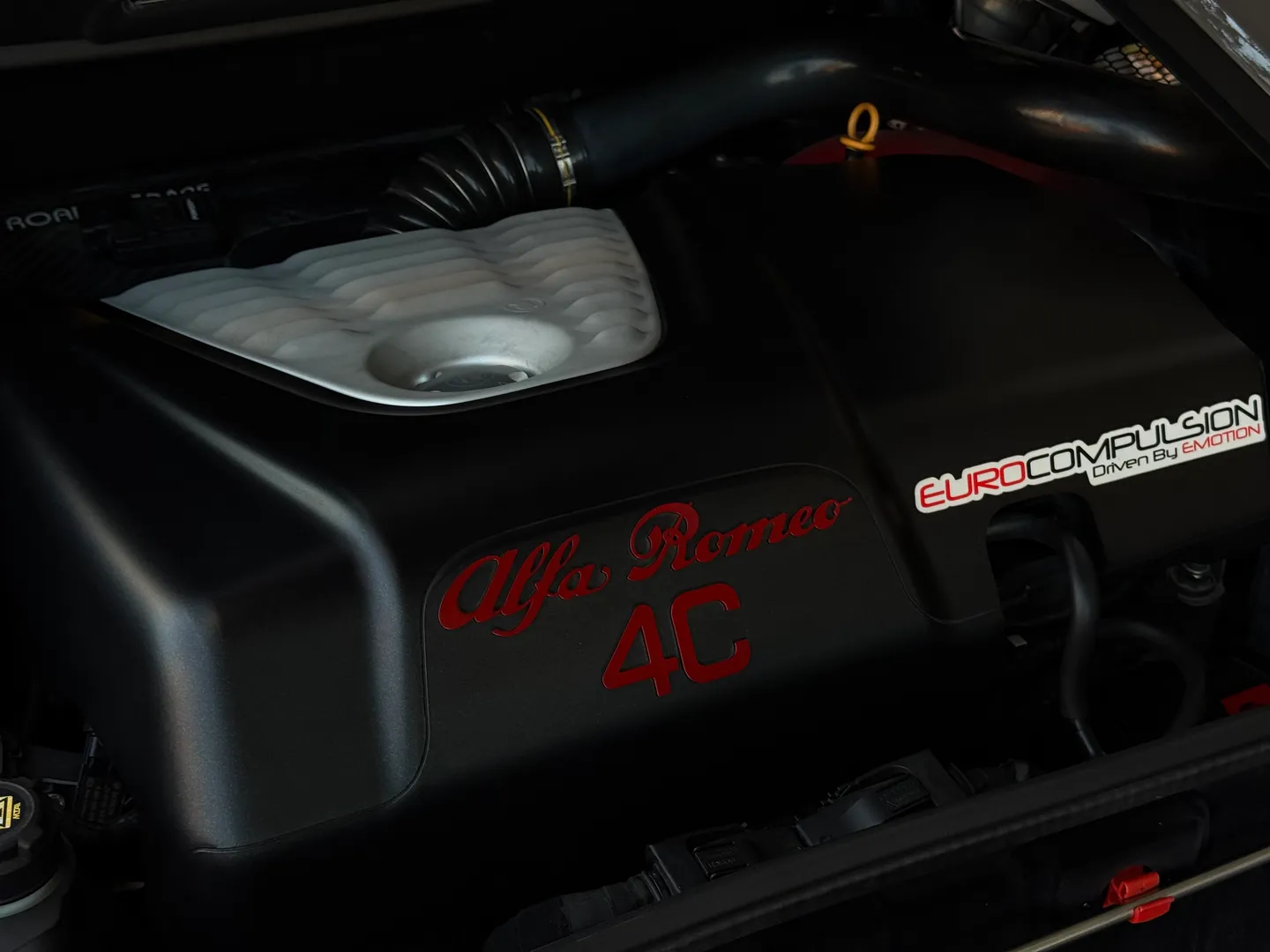 Alfa Romeo 4C Spider — photo 36