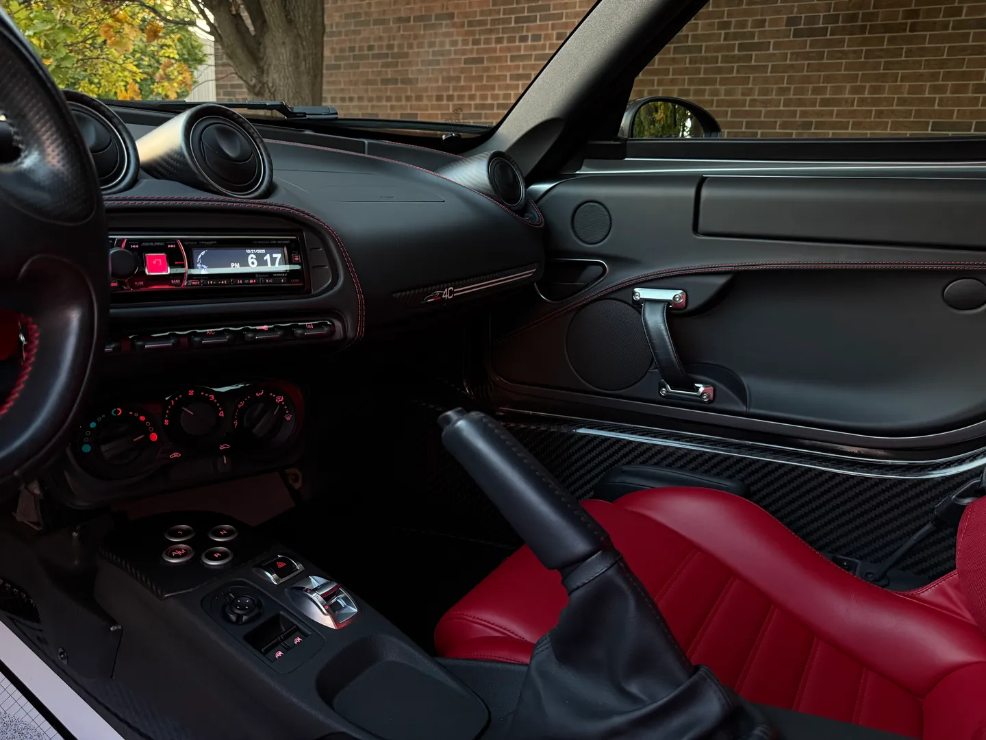 Alfa Romeo 4C Spider — photo 45