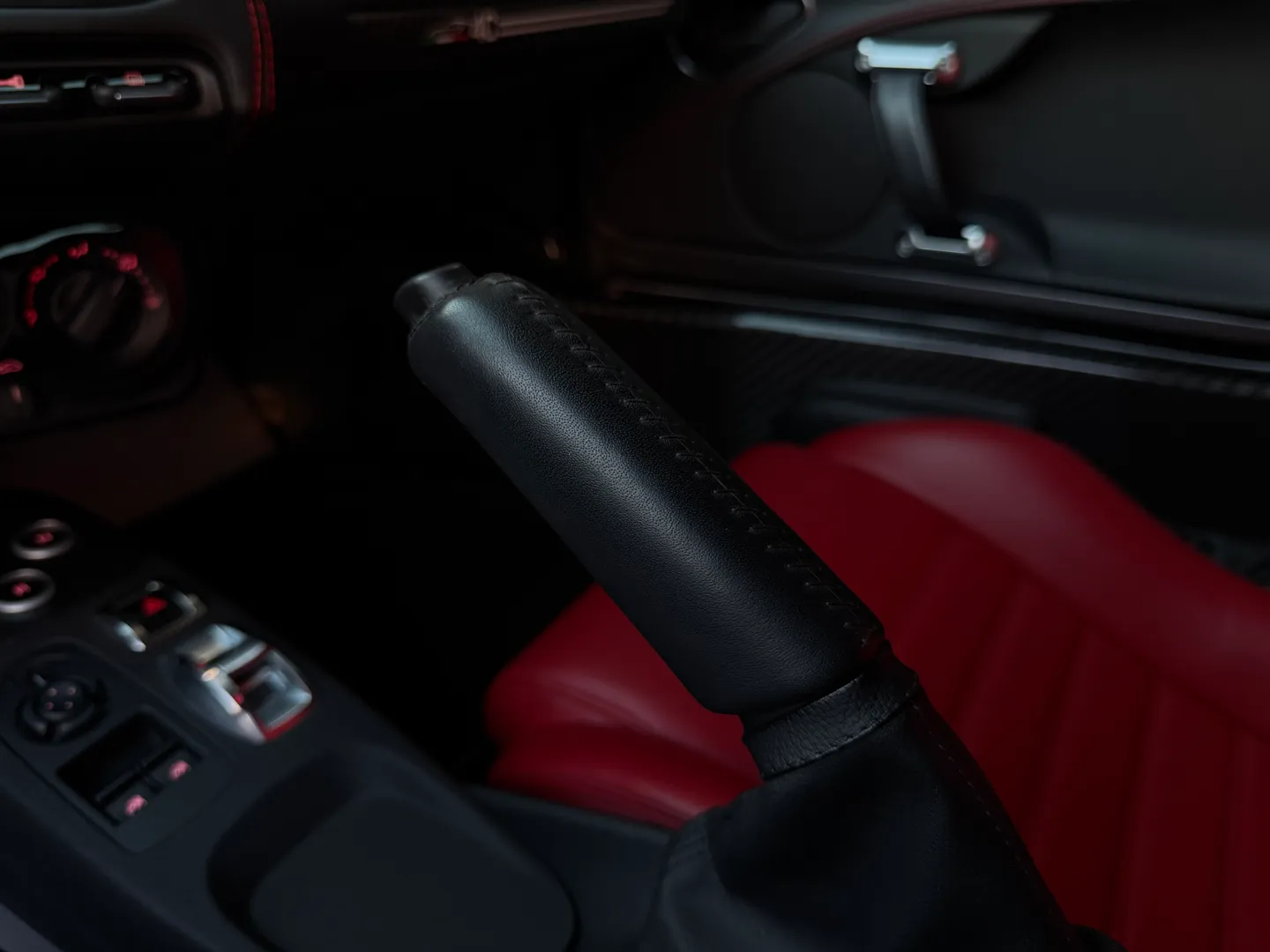 Alfa Romeo 4C Spider — photo 49