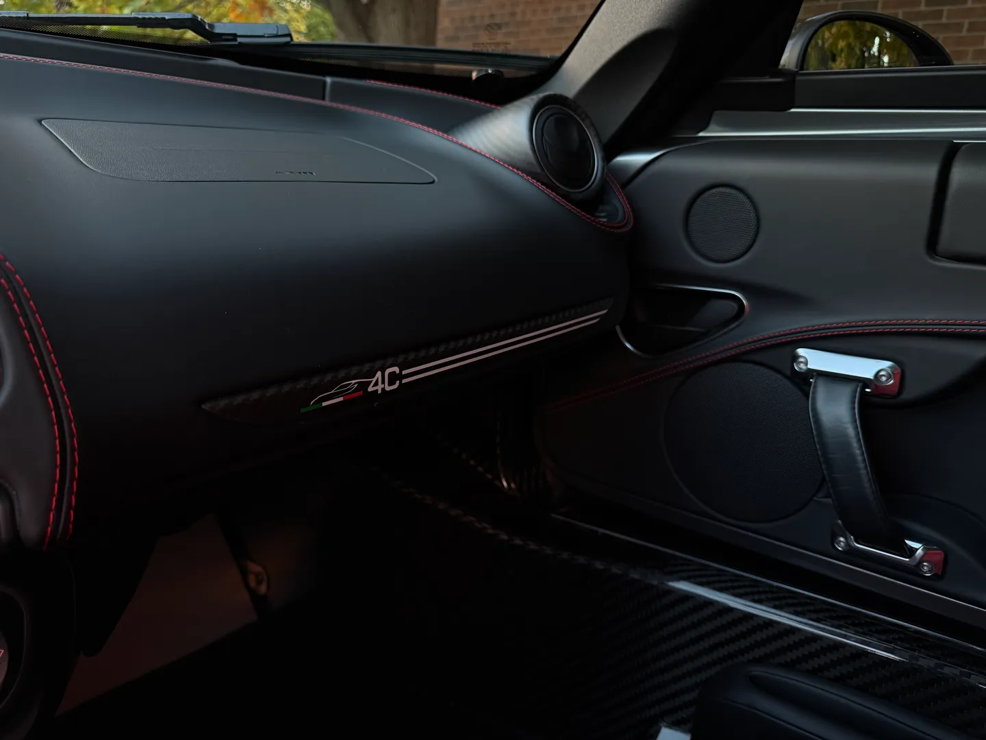 Alfa Romeo 4C Spider — photo 55