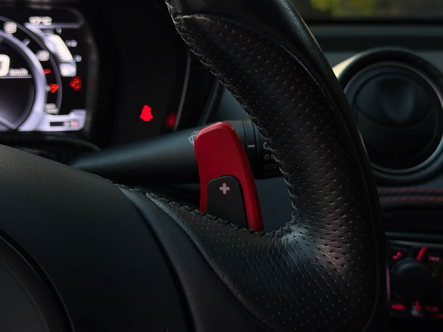 Alfa Romeo 4C Spider — photo 64