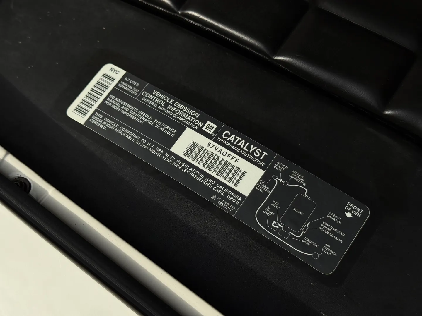 Chevrolet Corvette Z06 Rare Speedway White Collector Grade — photo 43