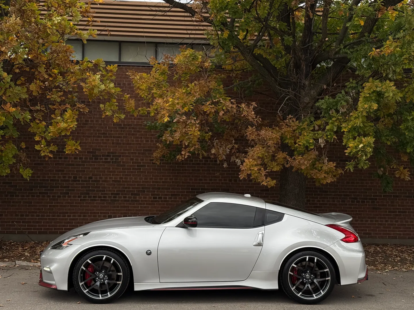 Nissan 370Z Nismo 6 Speed Manual — photo 11