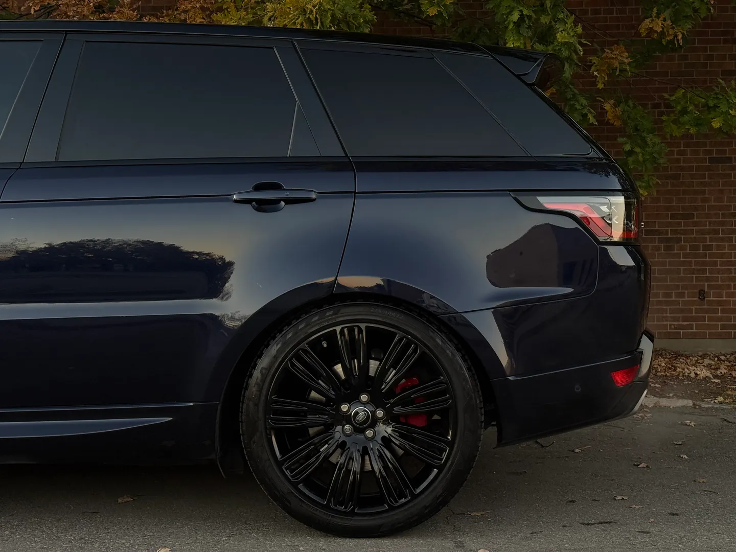 Land Rover Range Rover Sport HSE Dynamic — photo 12
