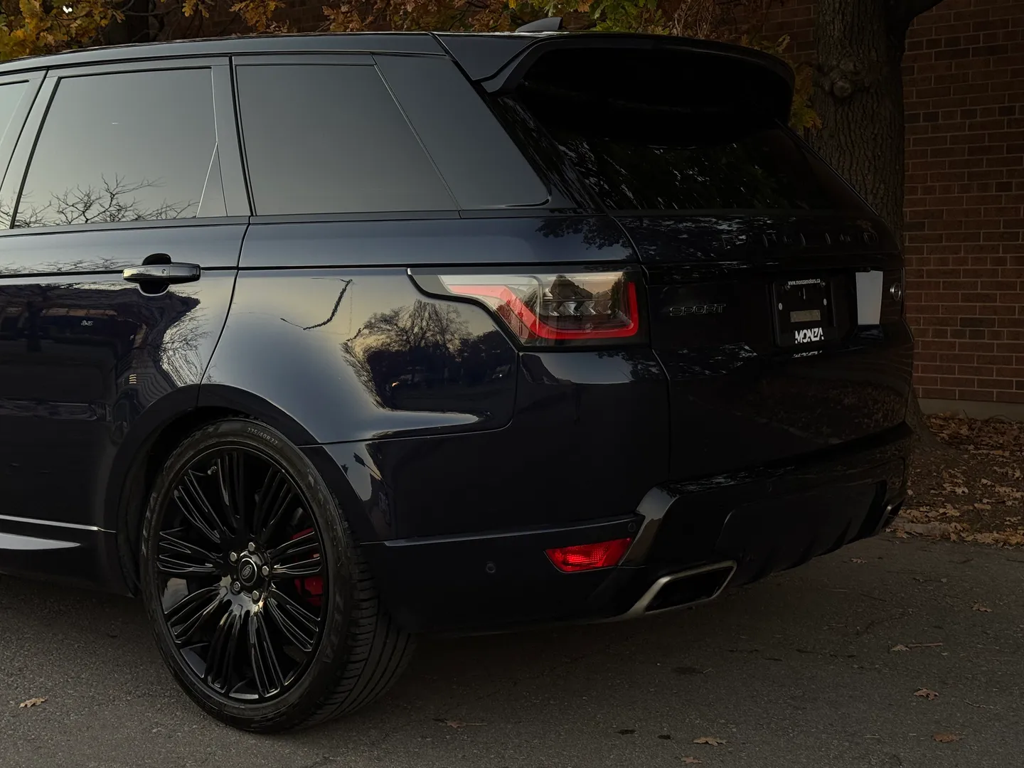 Land Rover Range Rover Sport HSE Dynamic — photo 21