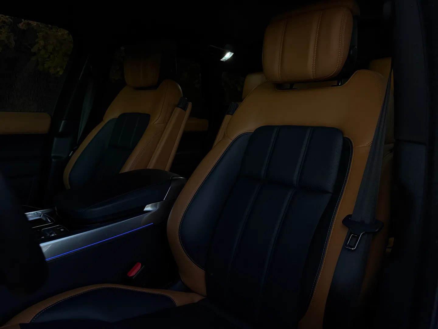 Land Rover Range Rover Sport HSE Dynamic — photo 37