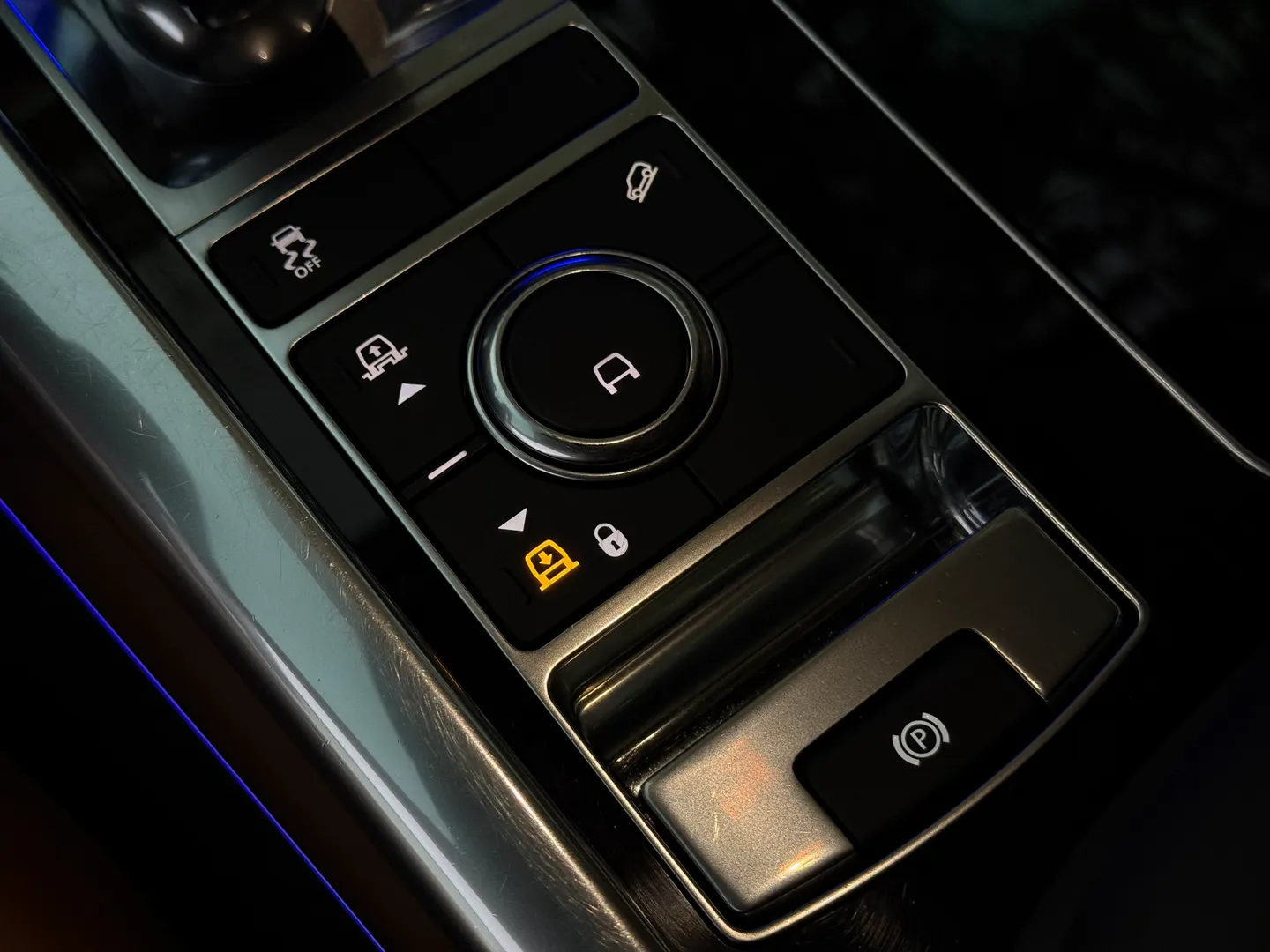 Land Rover Range Rover Sport HSE Dynamic — photo 47