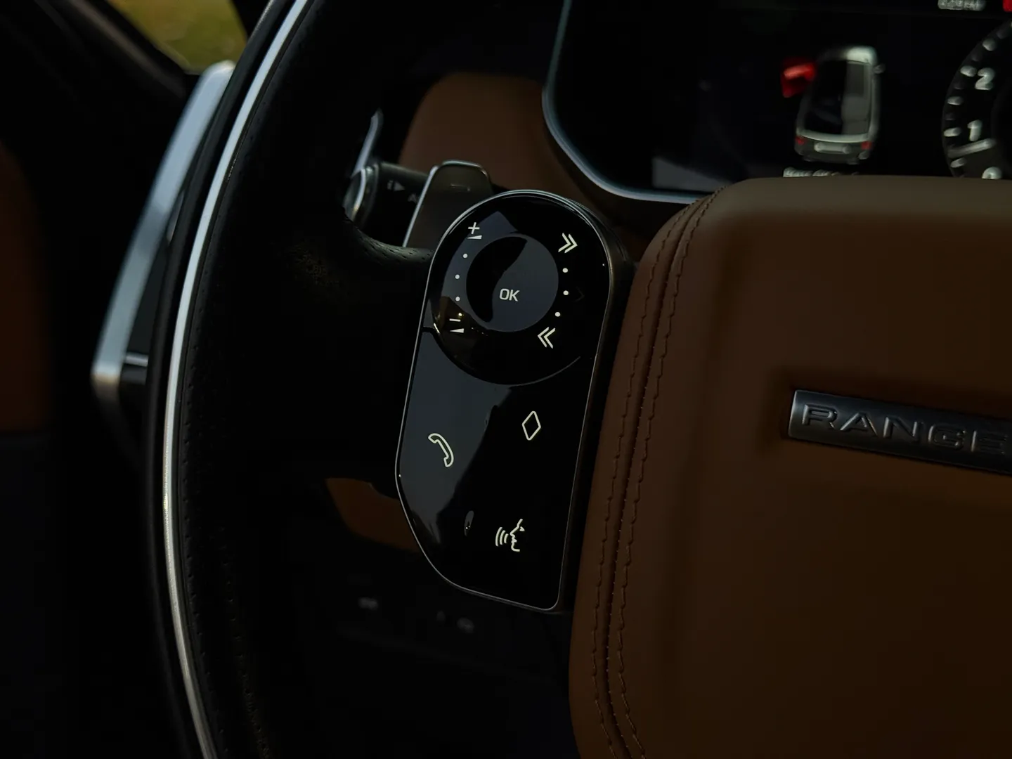 Land Rover Range Rover Sport HSE Dynamic — photo 75