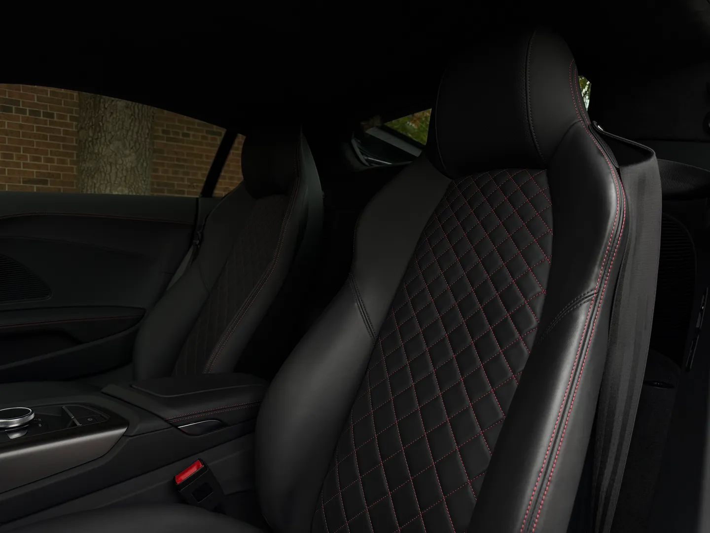 Audi R8 V10 RWD Coupe — photo 44