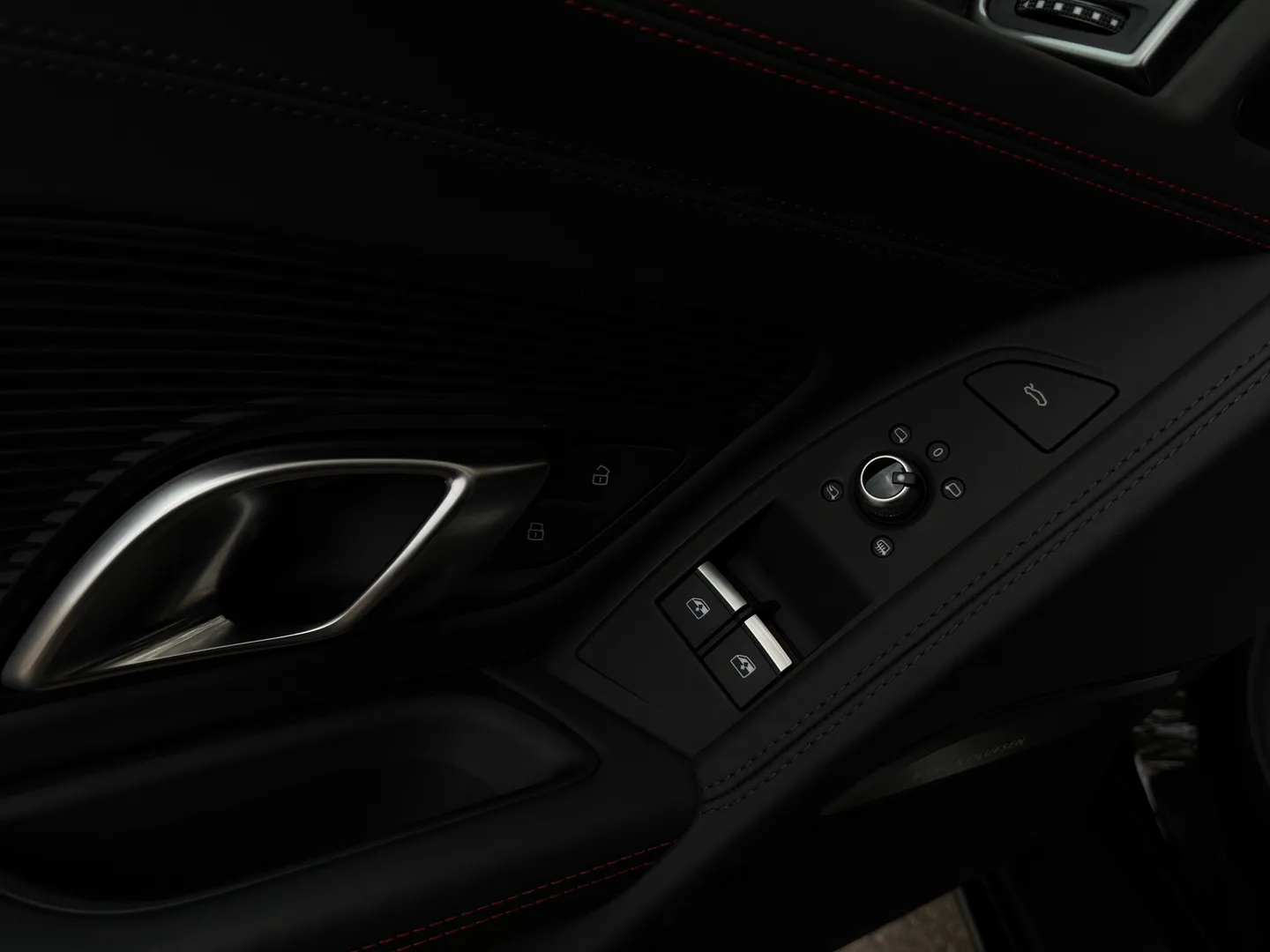 Audi R8 V10 RWD Coupe — photo 51
