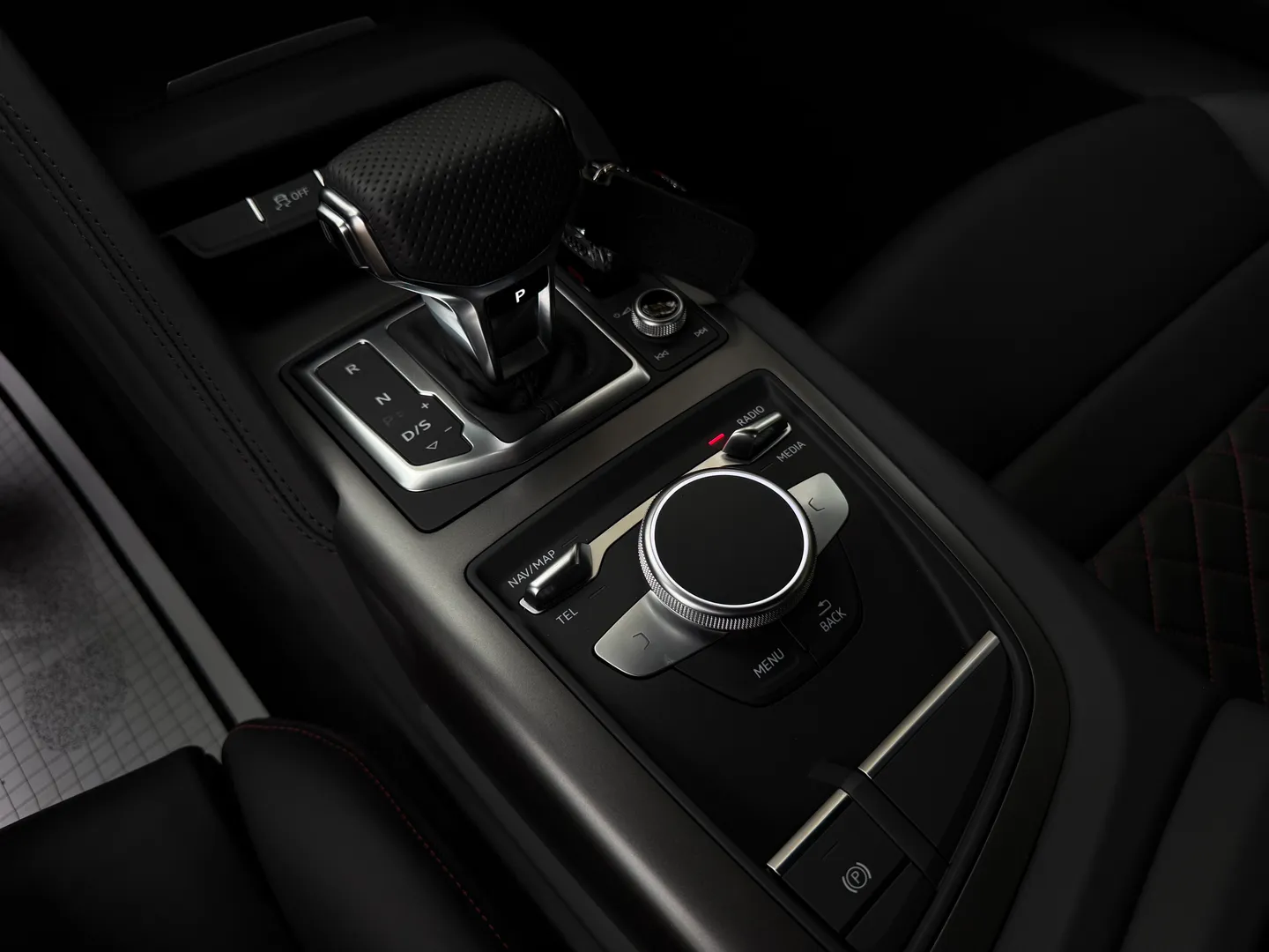 Audi R8 V10 RWD Coupe — photo 57