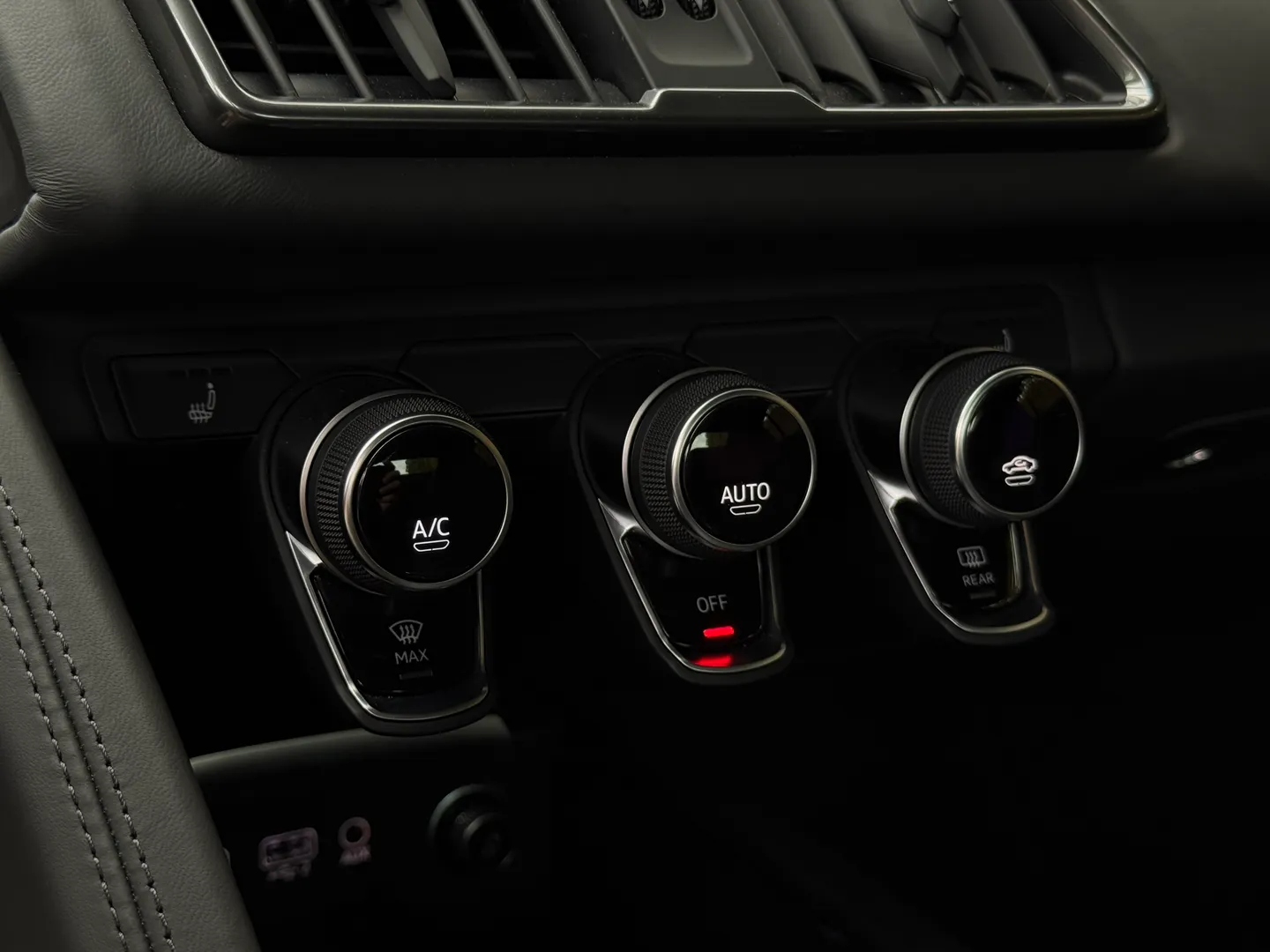 Audi R8 V10 RWD Coupe — photo 68