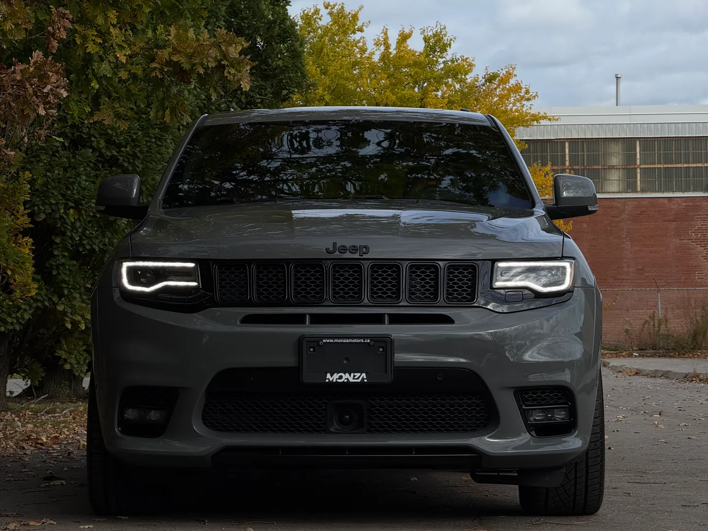 Jeep Grand Cherokee SRT — photo 5
