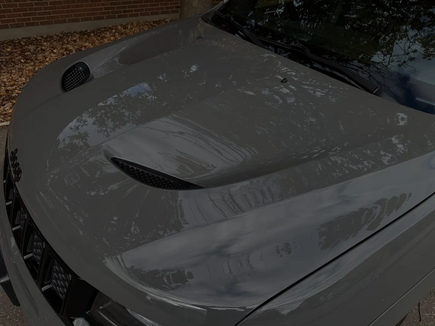 Jeep Grand Cherokee SRT — photo 16