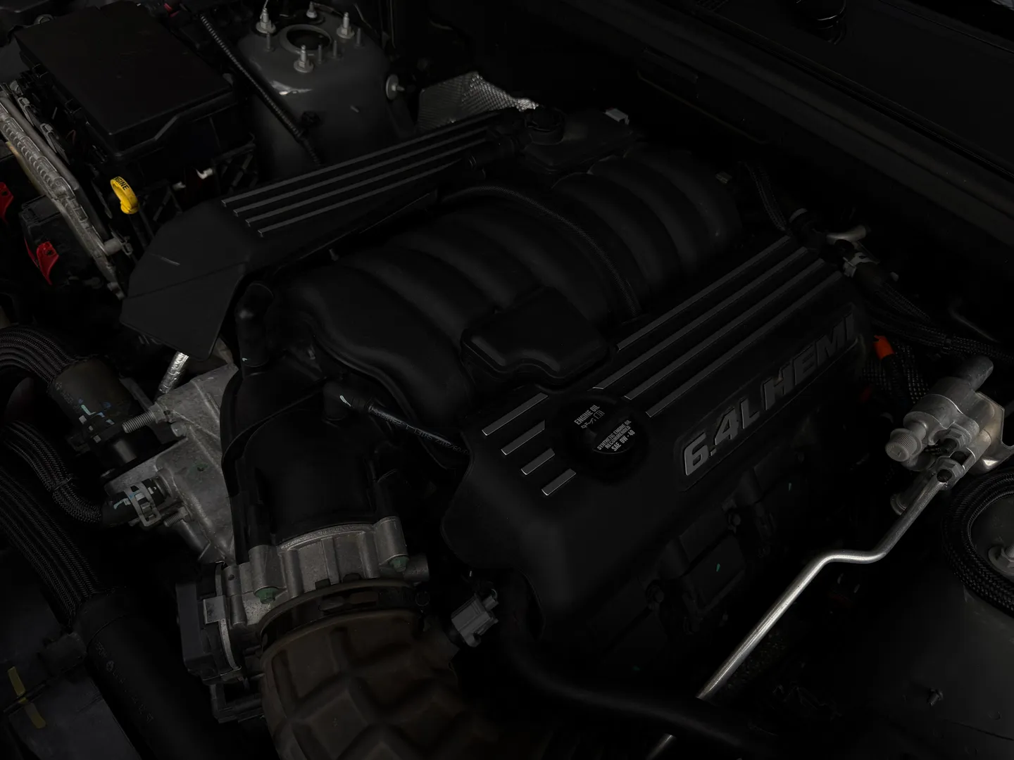 Jeep Grand Cherokee SRT — photo 34