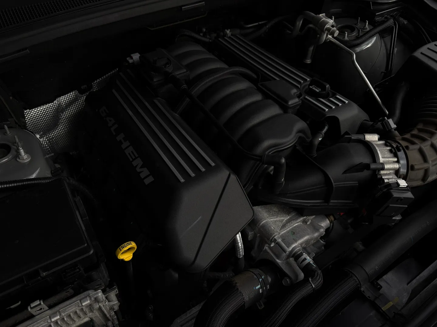 Jeep Grand Cherokee SRT — photo 33