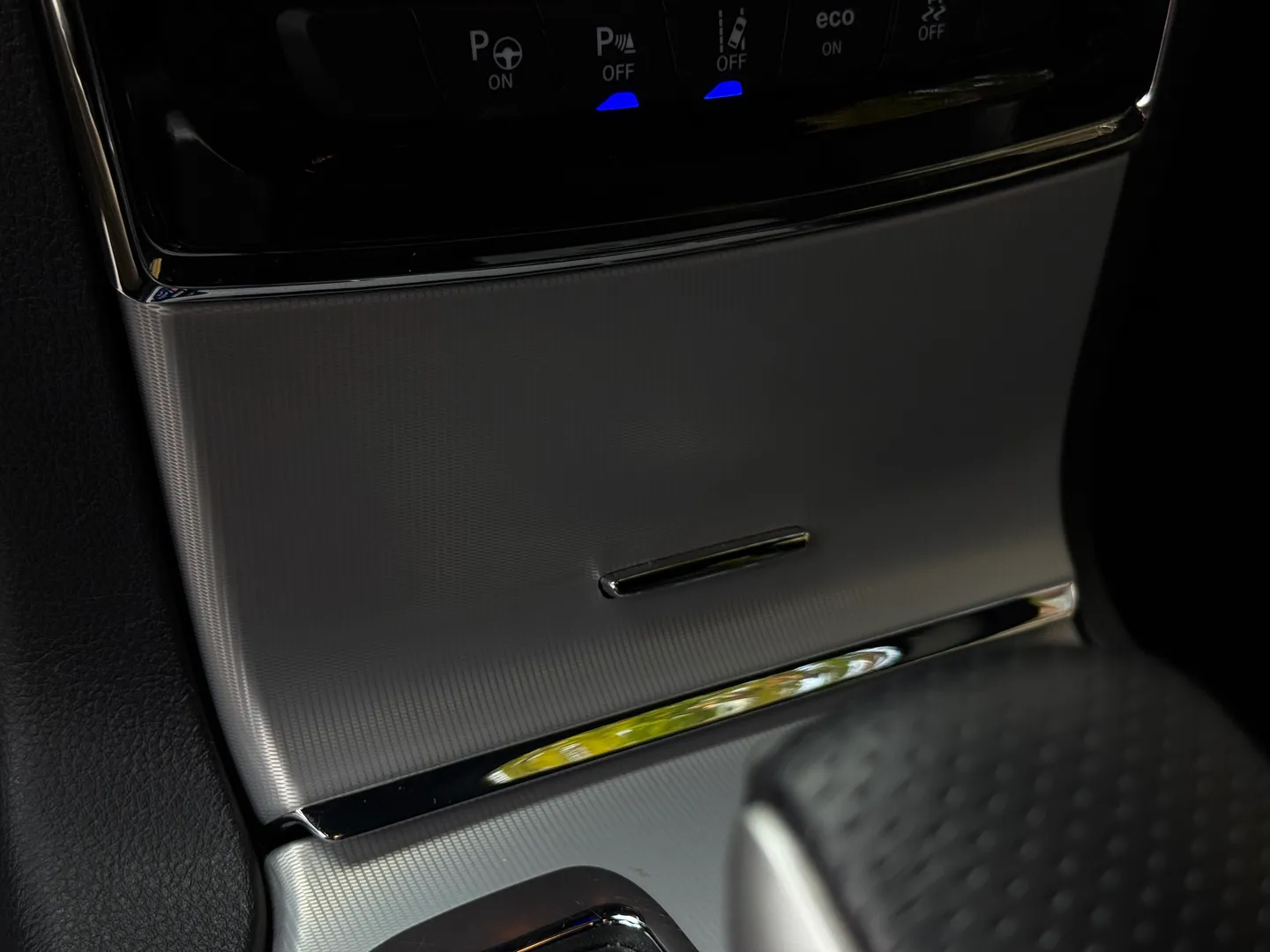 Jeep Grand Cherokee SRT — photo 51