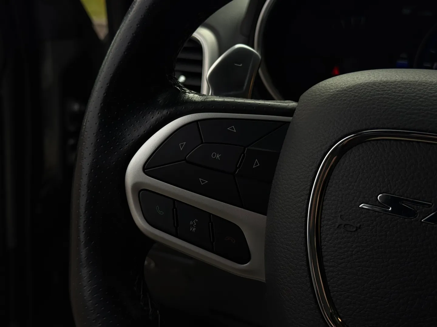 Jeep Grand Cherokee SRT — photo 81