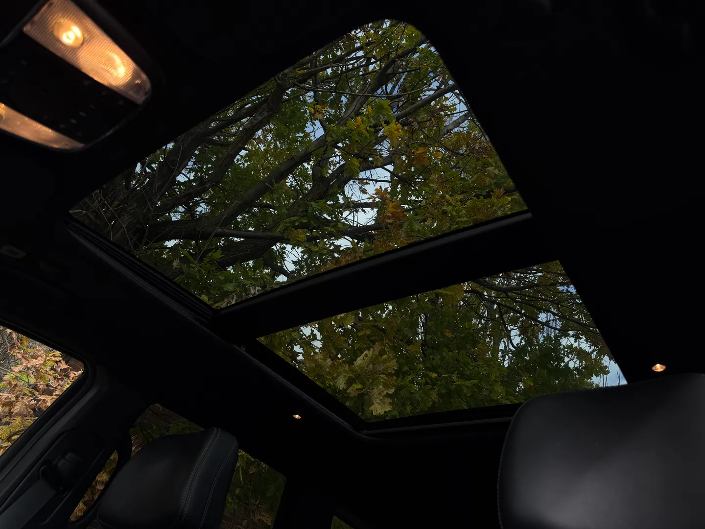 Jeep Grand Cherokee SRT — photo 78