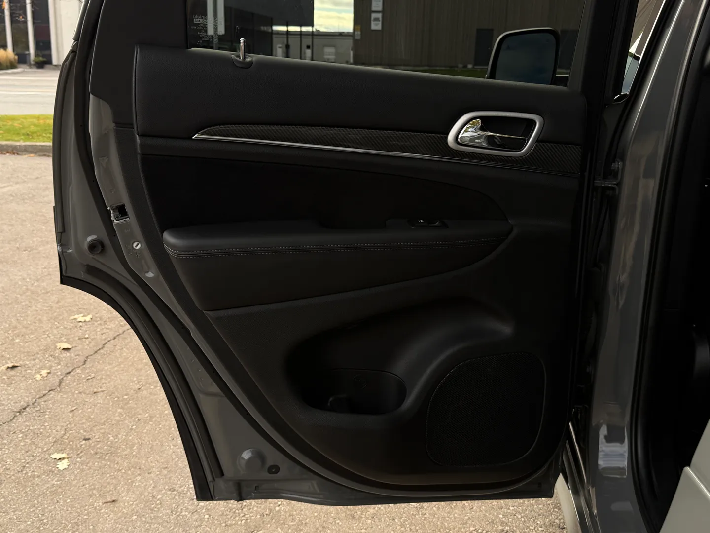 Jeep Grand Cherokee SRT — photo 92