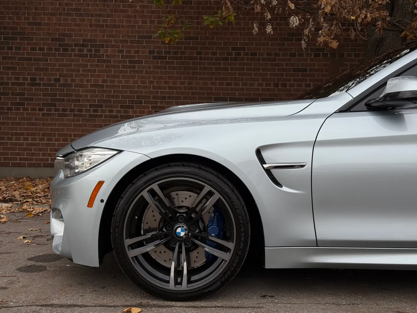BMW M4 DCT Coupe M Performance Exhaust — photo 11
