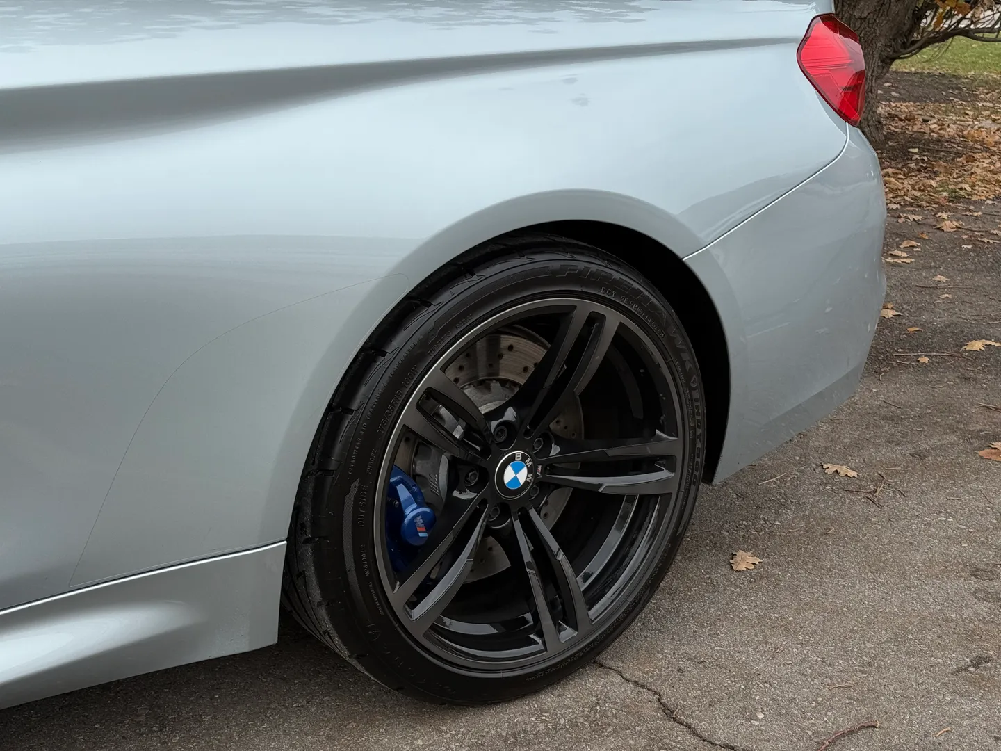 BMW M4 DCT Coupe M Performance Exhaust — photo 14