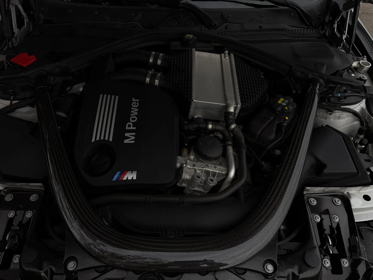BMW M4 DCT Coupe M Performance Exhaust — photo 33