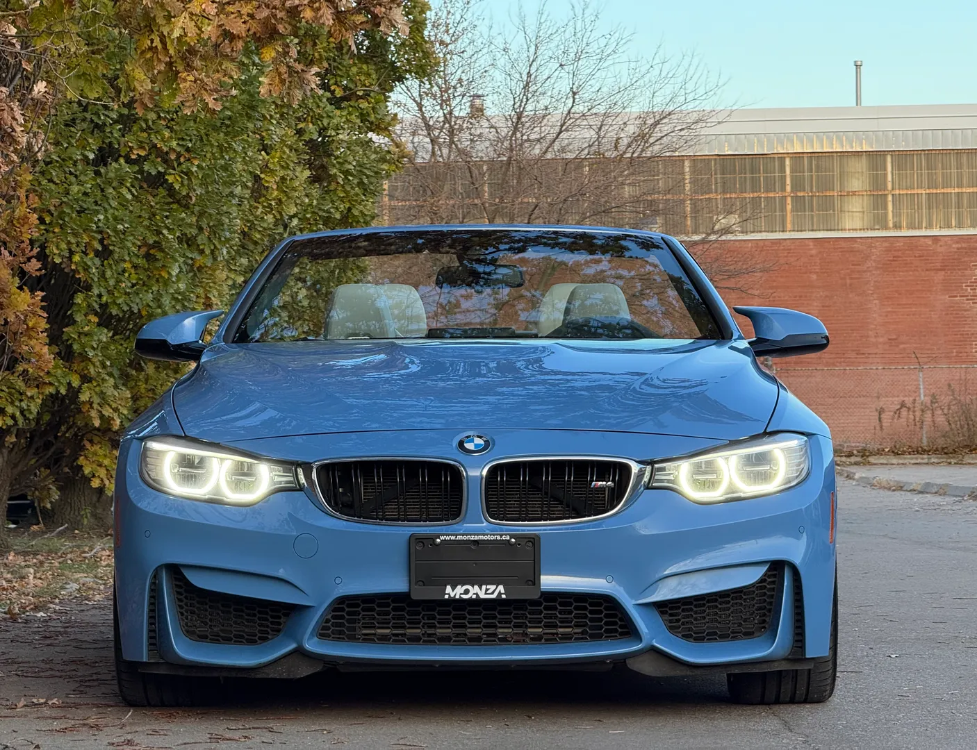 BMW M4 DCT Cabriolet — photo 6