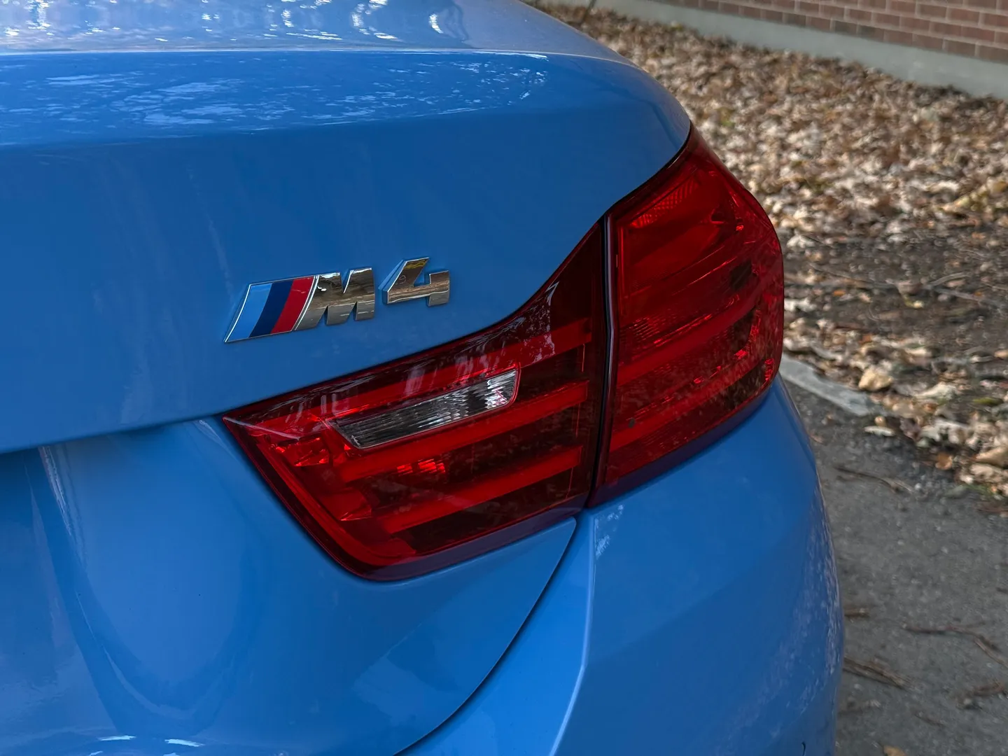 BMW M4 DCT Cabriolet — photo 27