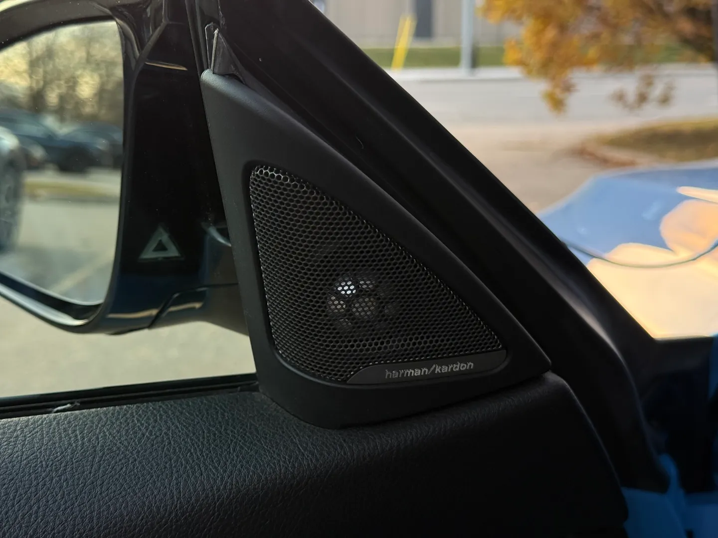 BMW M4 DCT Cabriolet — photo 50