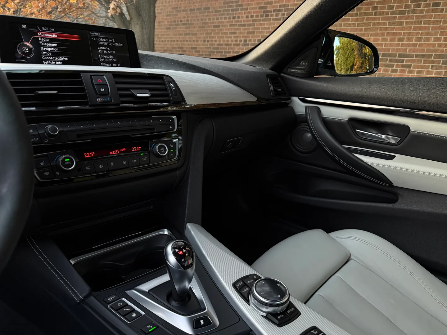 BMW M4 DCT Cabriolet — photo 52