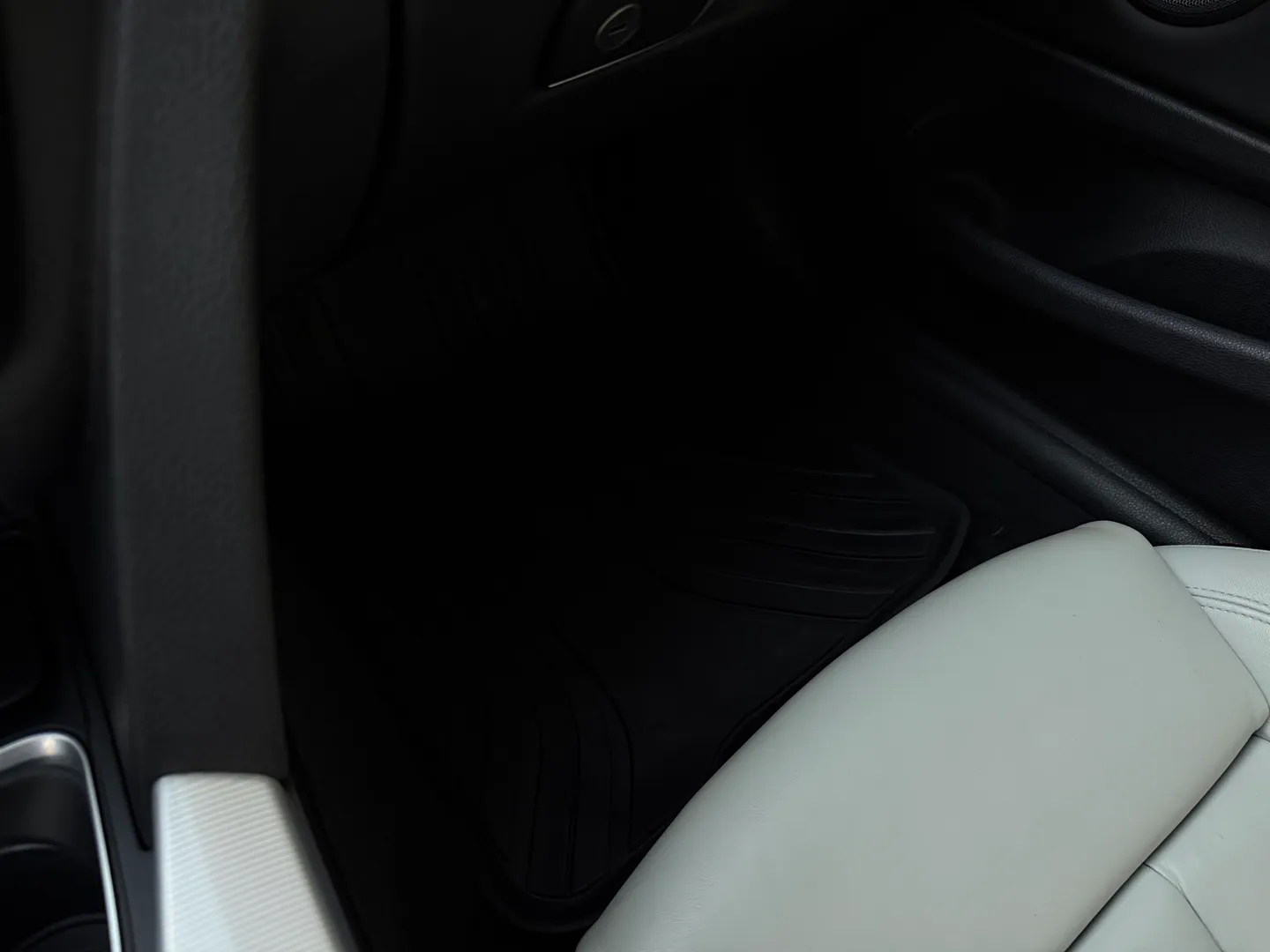 BMW M4 DCT Cabriolet — photo 74