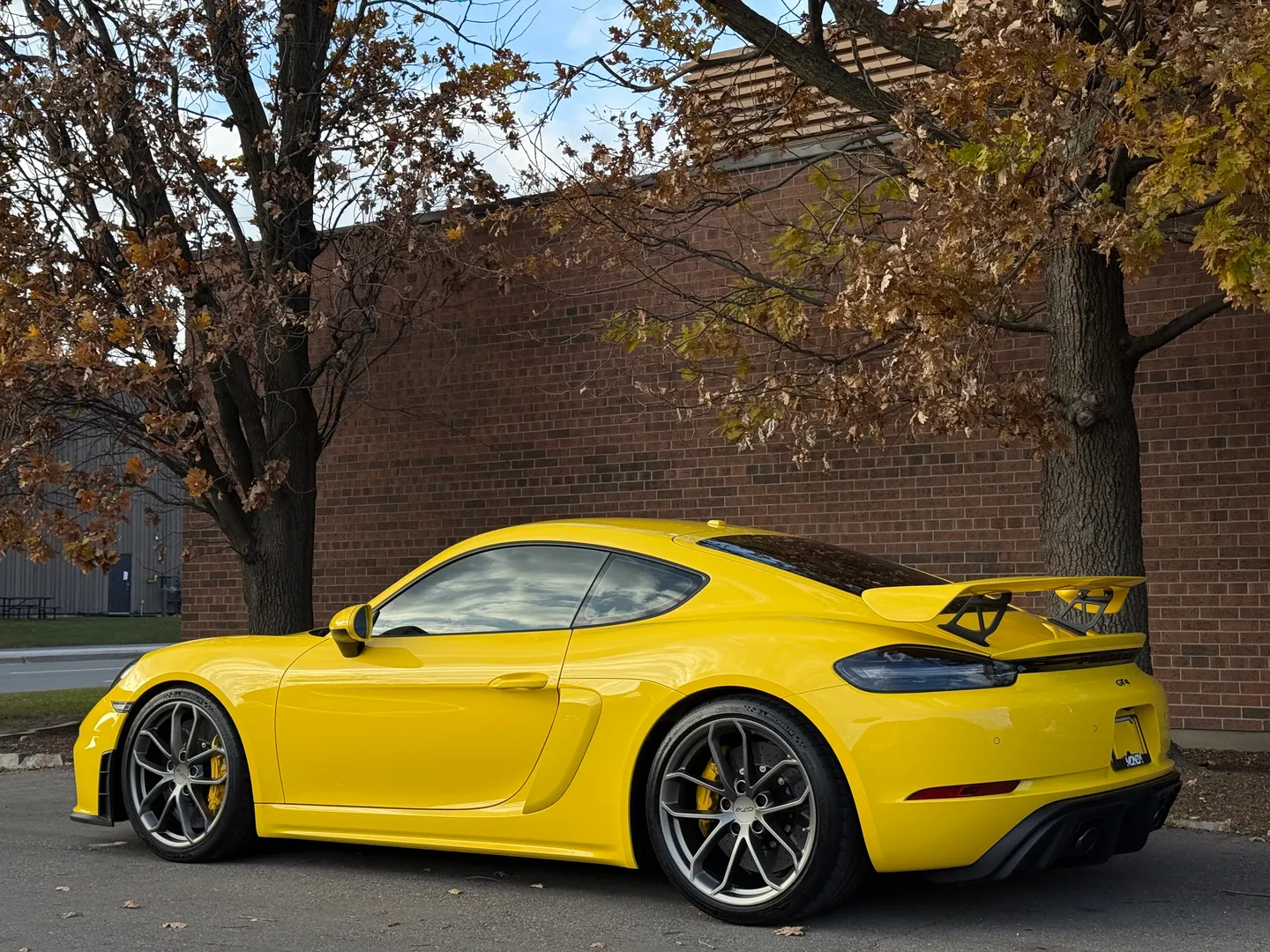 Porsche 718 Cayman GT4 6 Speed Manual  — photo 25