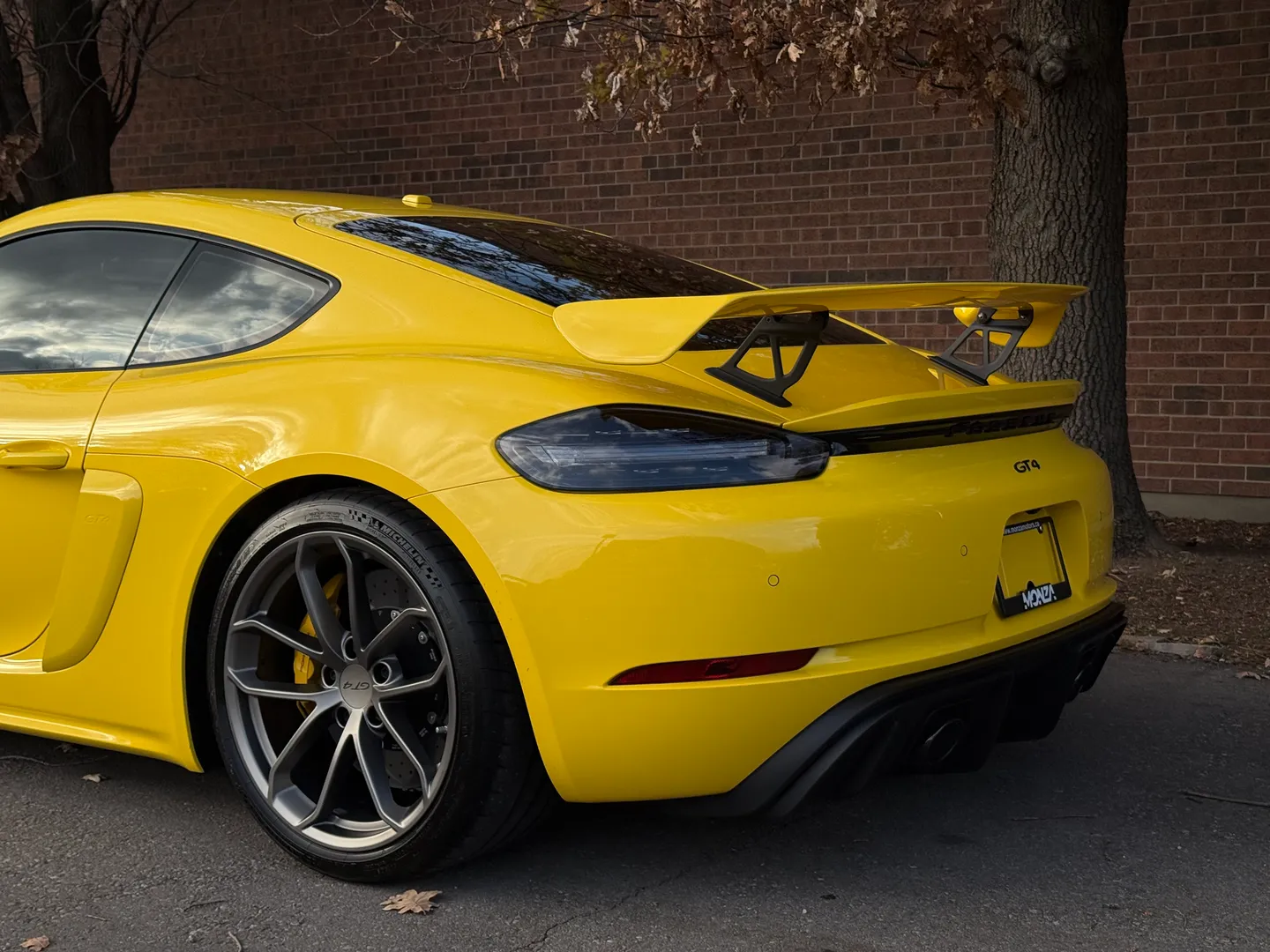 Porsche 718 Cayman GT4 6 Speed Manual  — photo 26