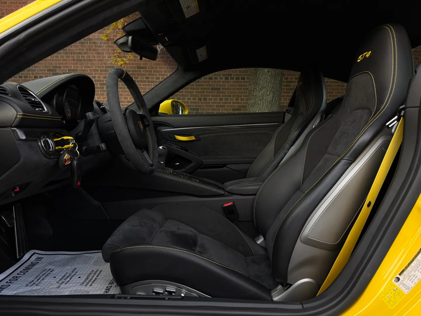 Porsche 718 Cayman GT4 6 Speed Manual  — photo 41