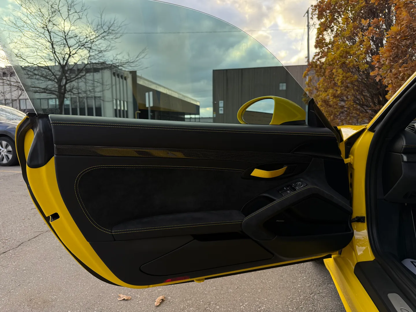 Porsche 718 Cayman GT4 6 Speed Manual  — photo 48
