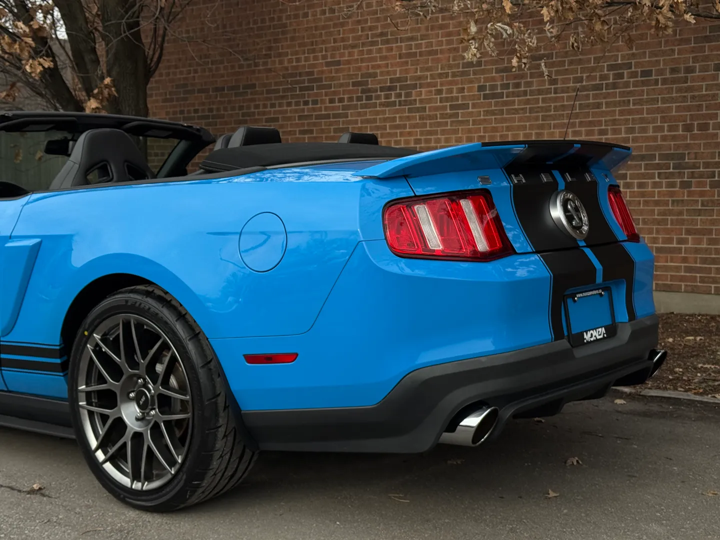 Ford Mustang Shelby GT500 6 Speed Manual Convertible — photo 26