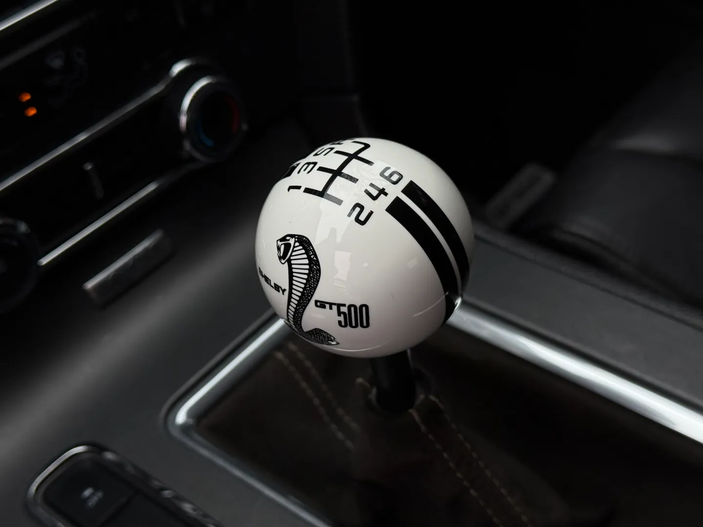 Ford Mustang Shelby GT500 6 Speed Manual Convertible — photo 62