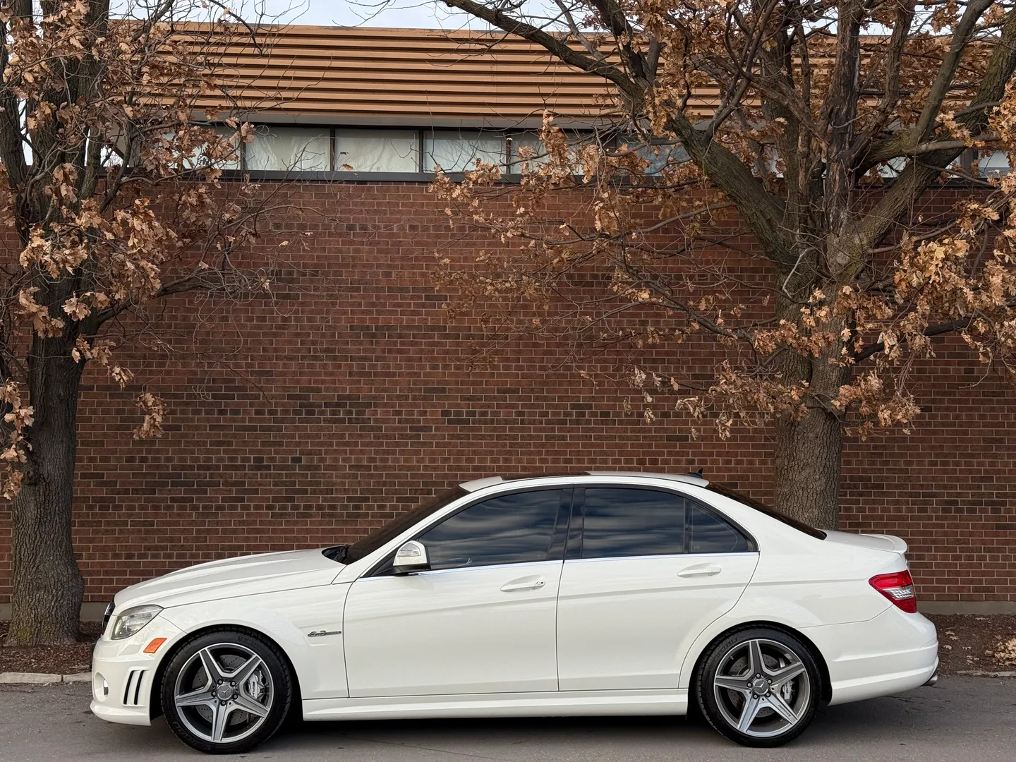Mercedes Benz C63 AMG — photo 10