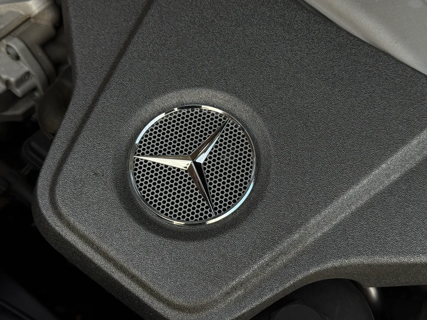 Mercedes Benz C63 AMG — photo 33