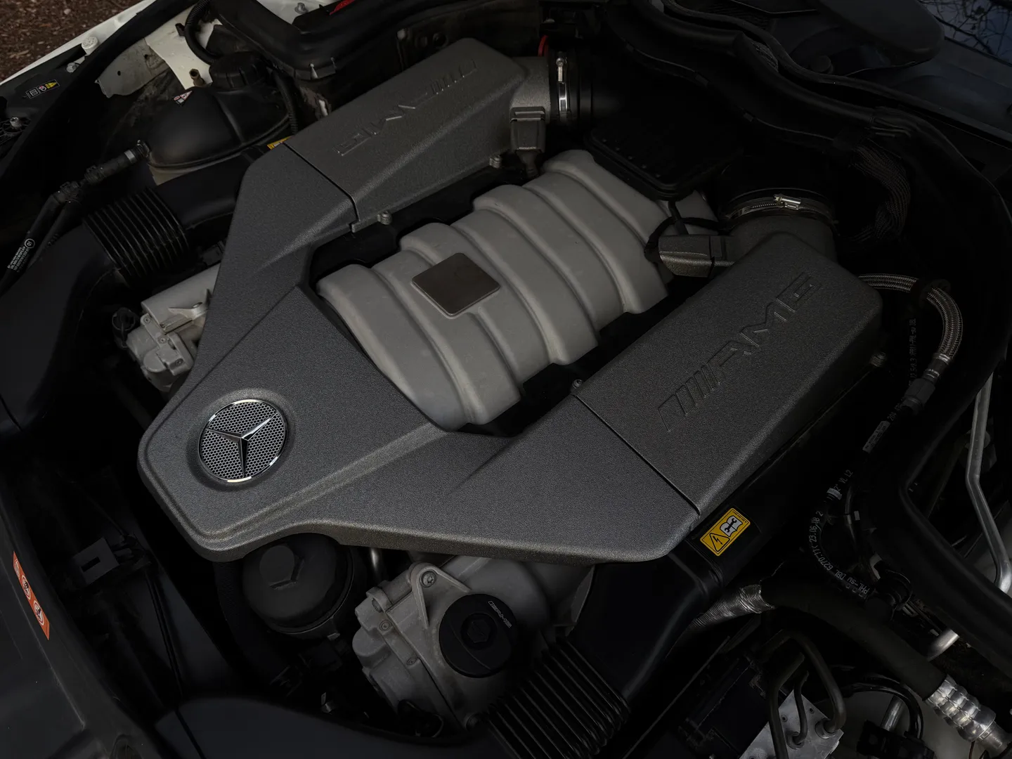 Mercedes Benz C63 AMG — photo 32