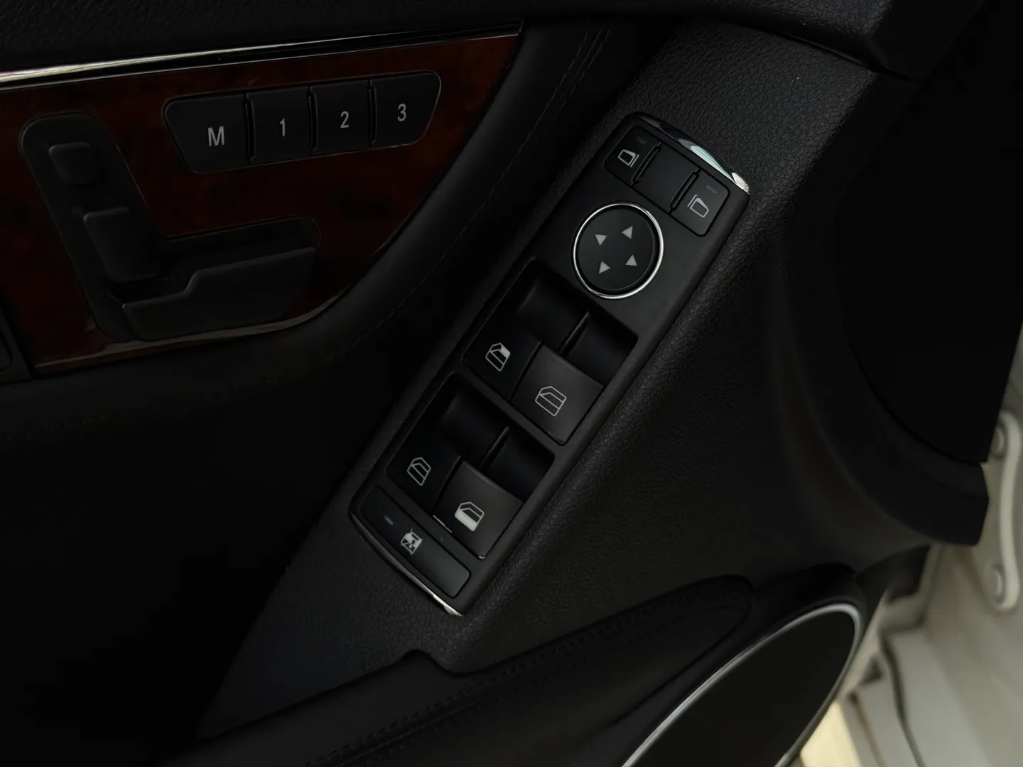 Mercedes Benz C63 AMG — photo 42