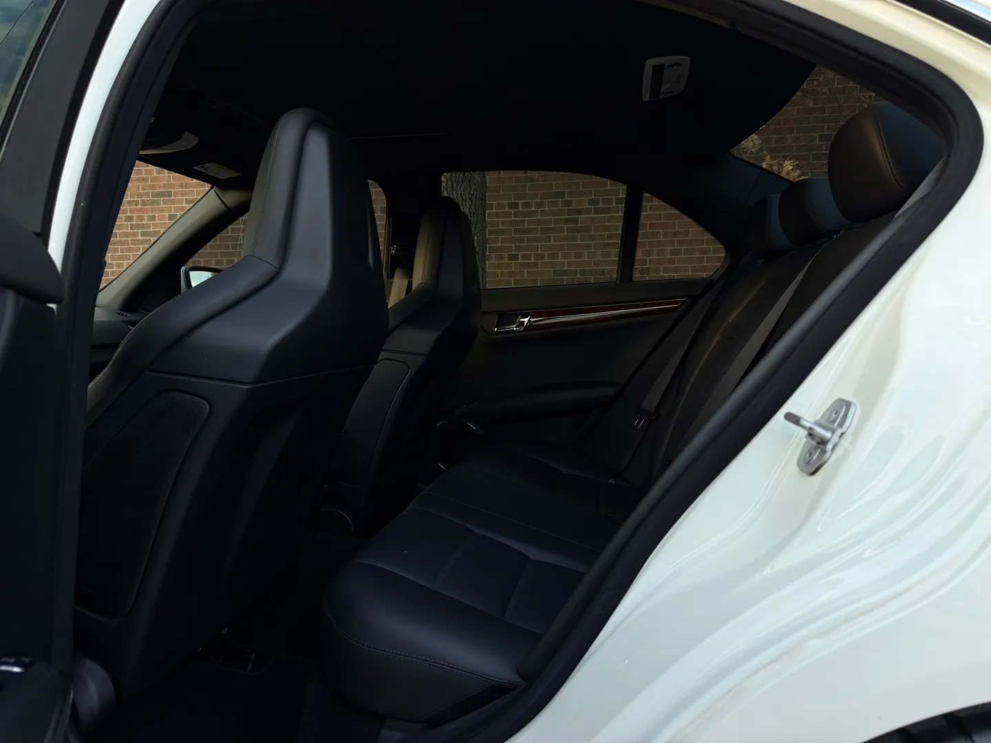 Mercedes Benz C63 AMG — photo 82